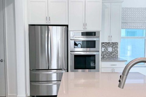 Villa ou maison à vendre à Port St. Lucie, Floride: 3 chambres, 211.35 m2 № 2245180 - photo 11