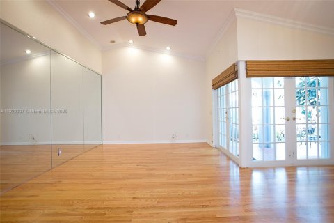 Villa ou maison à louer à Weston, Floride: 3 chambres, 105.35 m2 № 1976982 - photo 6