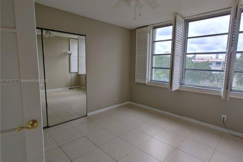 Copropriété à louer à Lauderhill, Floride: 2 chambres, 106.65 m2 № 1974712 - photo 21