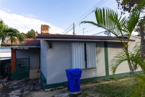 House in Miami, Florida 3 bedrooms, 147.71 sq.m. № 2010752