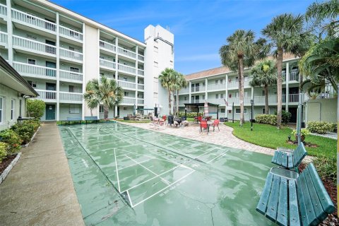 Condo in Saint Petersburg, Florida, 1 bedroom  № 1769163 - photo 14