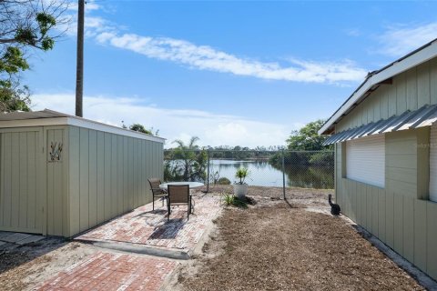 House in Englewood, Florida 2 bedrooms, 95.88 sq.m. № 1734737 - photo 20