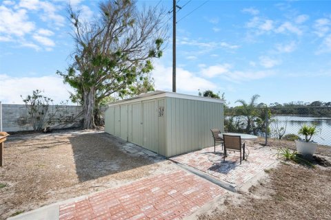 House in Englewood, Florida 2 bedrooms, 95.88 sq.m. № 1734737 - photo 21