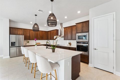 House in Odessa, Florida 4 bedrooms, 300.63 sq.m. № 1791629 - photo 5
