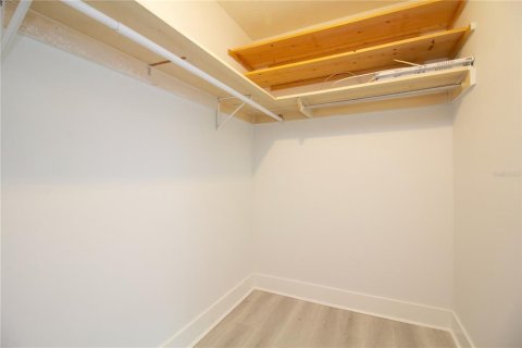 Condo in South Pasadena, Florida, 1 bedroom  № 2228020 - photo 16