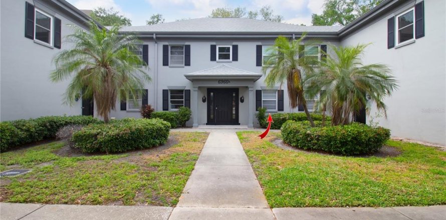 Condo in South Pasadena, Florida, 1 bedroom  № 2228020