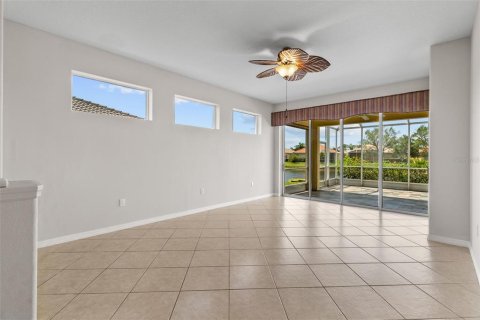 Villa ou maison à louer à North Port, Floride: 3 chambres, 153.66 m2 № 2315086 - photo 8