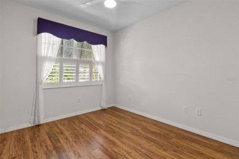 Villa ou maison à louer à North Port, Floride: 3 chambres, 153.66 m2 № 2315086 - photo 29