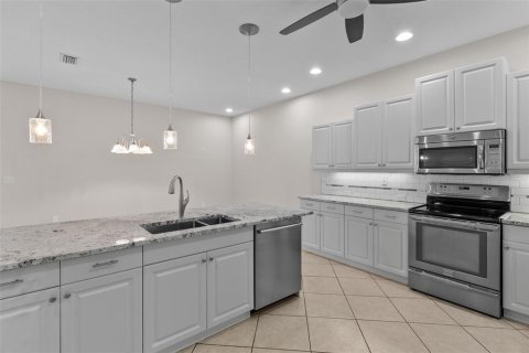 Villa ou maison à louer à North Port, Floride: 3 chambres, 153.66 m2 № 2315086 - photo 16