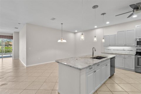 Villa ou maison à louer à North Port, Floride: 3 chambres, 153.66 m2 № 2315086 - photo 14