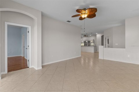 Villa ou maison à louer à North Port, Floride: 3 chambres, 153.66 m2 № 2315086 - photo 7