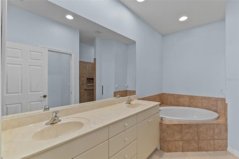 Villa ou maison à louer à North Port, Floride: 3 chambres, 153.66 m2 № 2315086 - photo 23