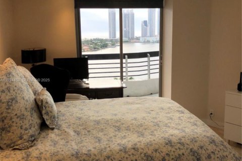 Condominio en venta en Aventura, Florida, 2 dormitorios, 109.72 m2 № 1982758 - foto 8