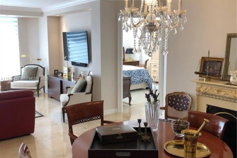 Condominio en venta en Aventura, Florida, 2 dormitorios, 109.72 m2 № 1982758 - foto 17