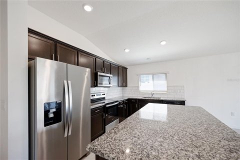 Villa ou maison à louer à Sarasota, Floride: 4 chambres, 158.03 m2 № 2119892 - photo 12
