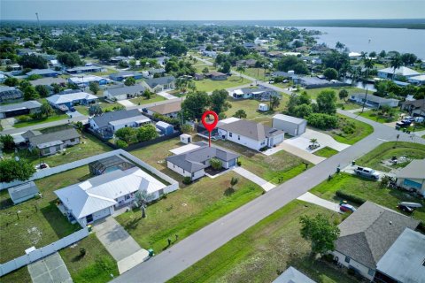Villa ou maison à Punta Gorda, Floride 3 chambres, 119.57 m2 № 2131683