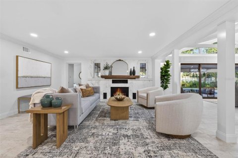 Casa en venta en Saint Petersburg, Florida, 5 dormitorios, 375.6 m2 № 2196546 - foto 7