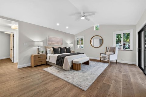 Casa en venta en Saint Petersburg, Florida, 5 dormitorios, 375.6 m2 № 2196546 - foto 22