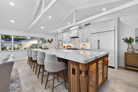 Casa en venta en Saint Petersburg, Florida, 5 dormitorios, 375.6 m2 № 2196546 - foto 14
