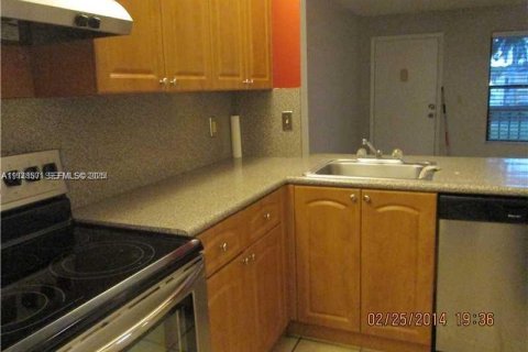 Copropriété à louer à Miami, Floride: 2 chambres, 69.68 m2 № 1987419 - photo 6