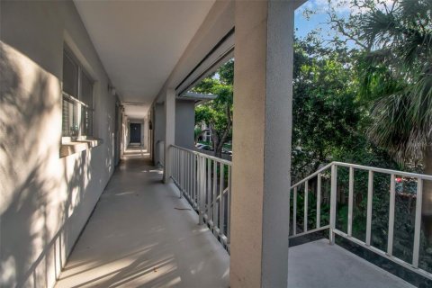 Condominio en venta en Sarasota, Florida, 2 dormitorios, 90.67 m2 № 1832195 - foto 9