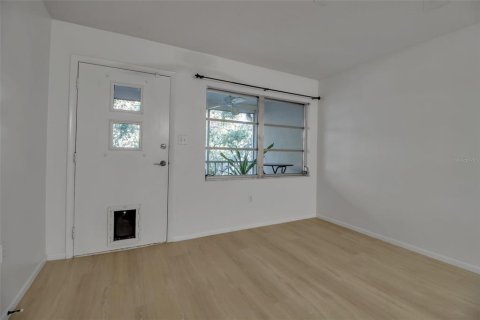 Condominio en venta en Sarasota, Florida, 2 dormitorios, 90.67 m2 № 1832195 - foto 16