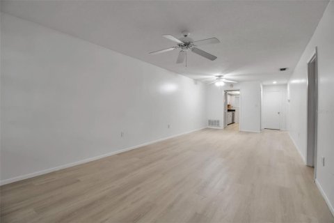 Condominio en venta en Sarasota, Florida, 2 dormitorios, 90.67 m2 № 1832195 - foto 14