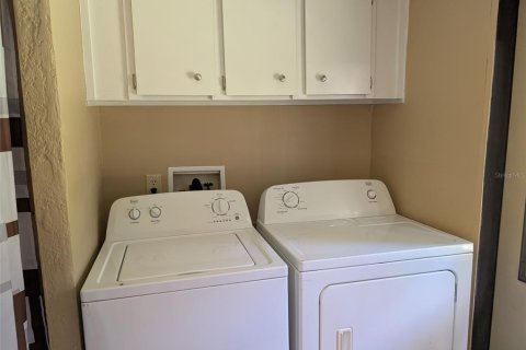 Apartamento en alquiler en Astor, Florida, 3 dormitorios, 115.94 m2 № 1915282 - foto 14