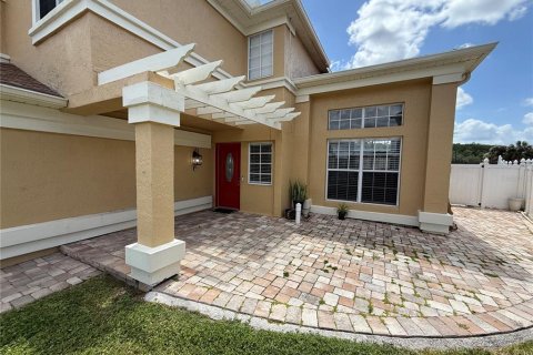 House in Orlando, Florida 4 bedrooms, 186.18 sq.m. № 1720230 - photo 5