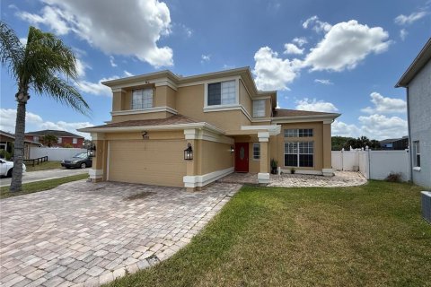 House in Orlando, Florida 4 bedrooms, 186.18 sq.m. № 1720230 - photo 3