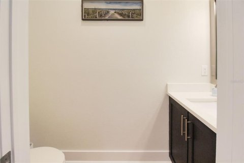 Villa ou maison à louer à Sarasota, Floride: 4 chambres, 208.19 m2 № 1133317 - photo 9