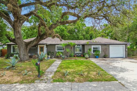 Villa ou maison à Tampa, Floride 3 chambres, 131.18 m2 № 2299896