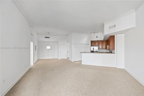 Купить кондоминиум в Авентура, Флорида 2 спальни, 125.88м2, № 2047665 - фото 9