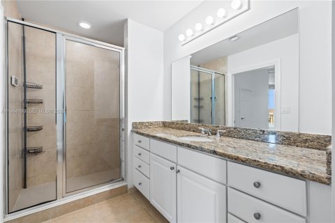 Купить кондоминиум в Авентура, Флорида 2 спальни, 125.88м2, № 2047665 - фото 12