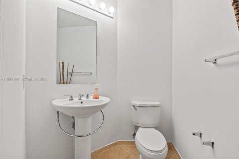 Купить кондоминиум в Авентура, Флорида 2 спальни, 125.88м2, № 2047665 - фото 14