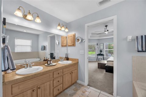 Casa en venta en Plant City, Florida, 4 dormitorios, 219.9 m2 № 2386542 - foto 20