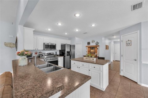 Casa en venta en Plant City, Florida, 4 dormitorios, 219.9 m2 № 2386542 - foto 15