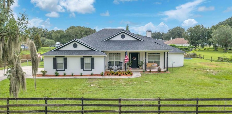 Casa en Plant City, Florida 4 dormitorios, 219.9 m2 № 2386542