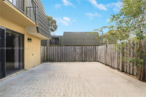 Casa en venta en West Palm Beach, Florida, 2 dormitorios, 114.83 m2 № 2343370 - foto 27