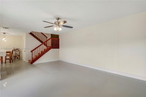 Casa en venta en West Palm Beach, Florida, 2 dormitorios, 114.83 m2 № 2343370 - foto 14
