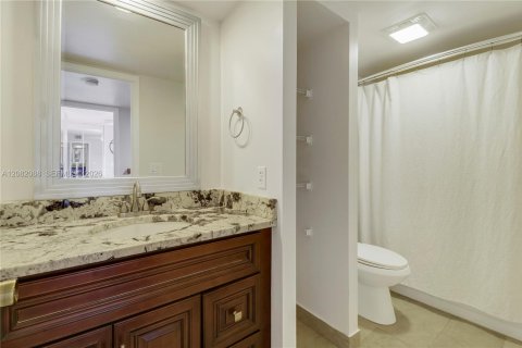 Casa en venta en West Palm Beach, Florida, 2 dormitorios, 114.83 m2 № 2343370 - foto 25