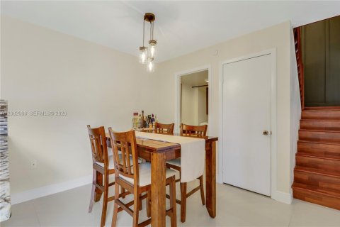 Casa en venta en West Palm Beach, Florida, 2 dormitorios, 114.83 m2 № 2343370 - foto 6