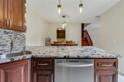 Casa en venta en West Palm Beach, Florida, 2 dormitorios, 114.83 m2 № 2343370 - foto 10