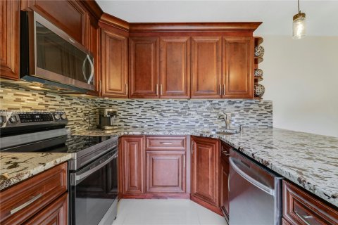 Casa en venta en West Palm Beach, Florida, 2 dormitorios, 114.83 m2 № 2343370 - foto 7