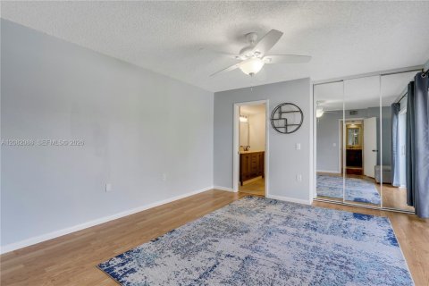 Casa en venta en West Palm Beach, Florida, 2 dormitorios, 114.83 m2 № 2343370 - foto 18