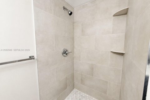 Casa en venta en West Palm Beach, Florida, 2 dormitorios, 114.83 m2 № 2343370 - foto 22