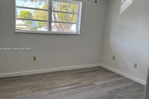 Adosado en venta en Miami, Florida, 3 dormitorios, 126.35 m2 № 2043910 - foto 19