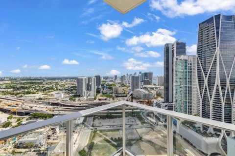 Condominio en venta en Miami, Florida, 3 dormitorios, 204.76 m2 № 2055808 - foto 26