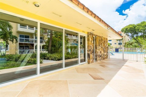 Copropriété à louer à Miami, Floride: 2 chambres, 74.69 m2 № 2392913 - photo 29