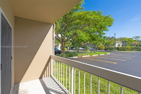 Copropriété à louer à Miami, Floride: 2 chambres, 74.69 m2 № 2392913 - photo 22